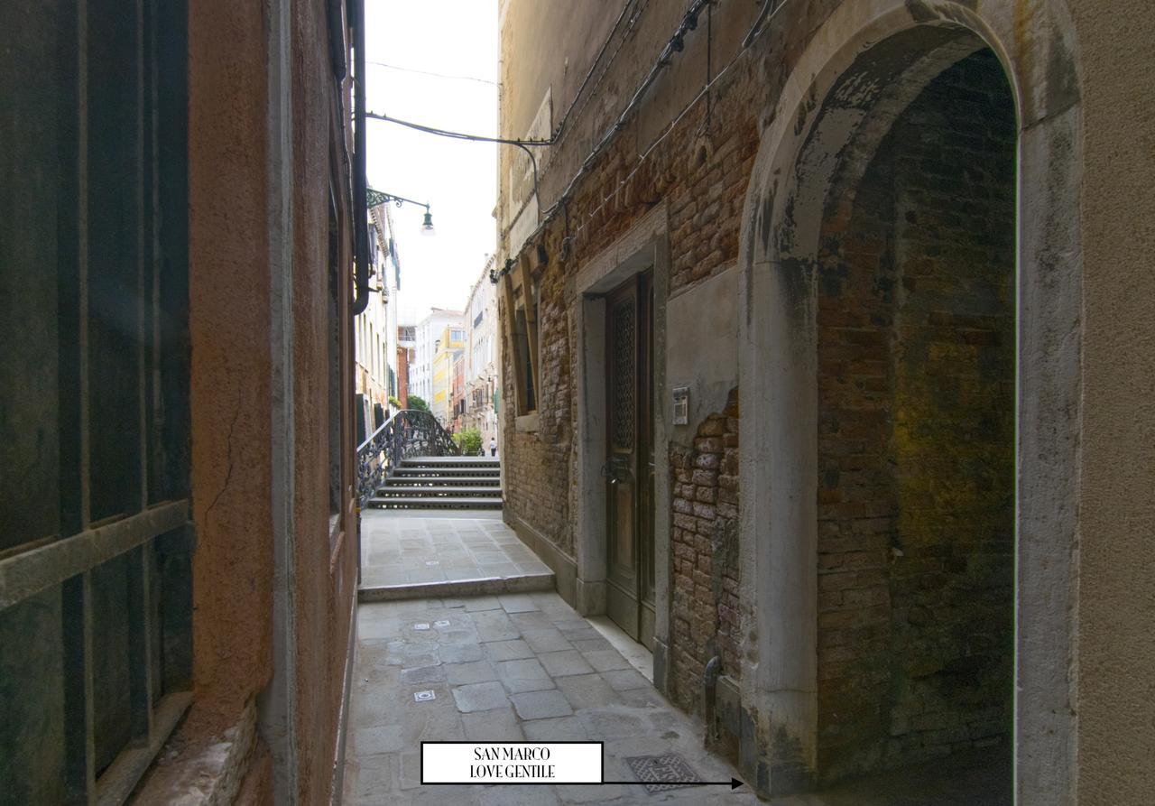 Love Gentile Venesia Bagian luar foto